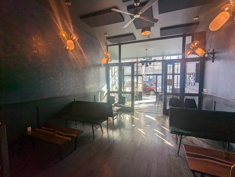 More Photos Of 581 Myrtle Ave, Brooklyn Restaurant For Lease