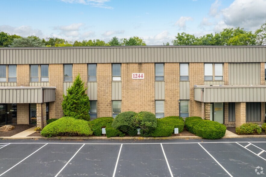 More Photos Of 1244 West Chester Pike, West Chester Office Residential For Lease