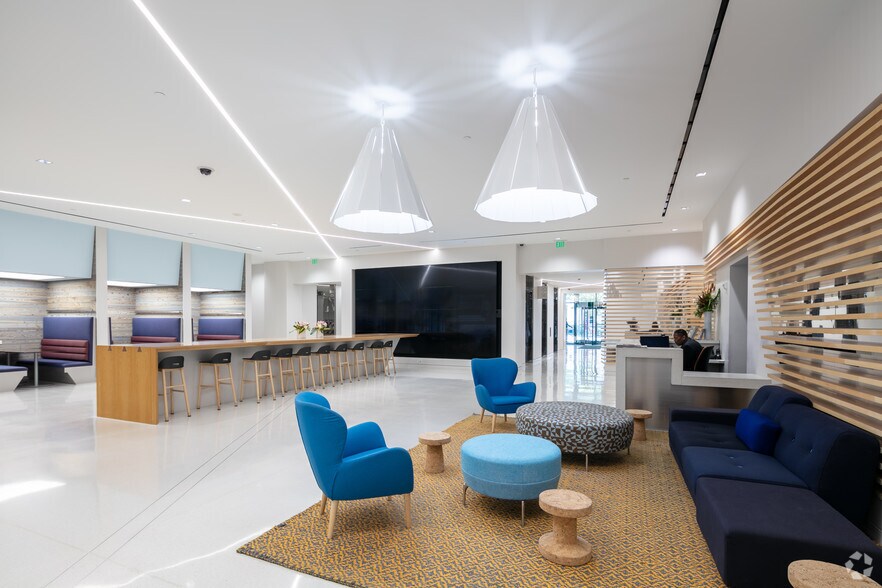 More Photos Of 101 Marietta St NW, Atlanta Office For Lease