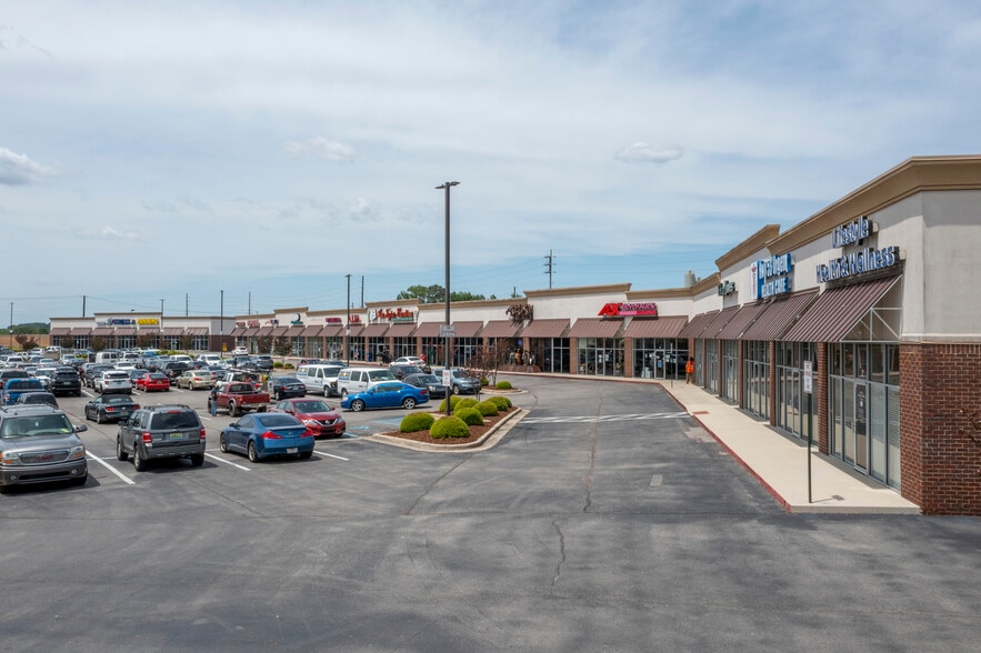 More Photos Of 3740-3760 Highway 53, Huntsville General Retail For Lease