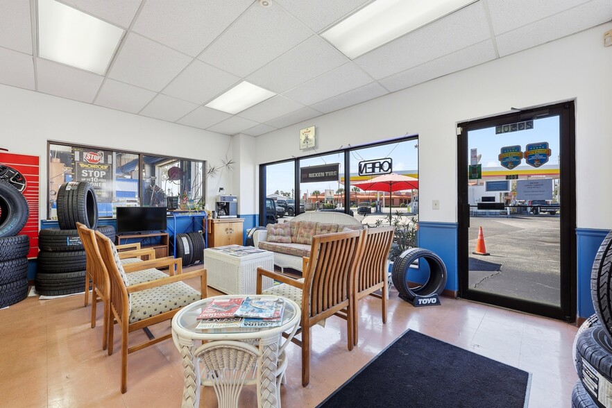 More Photos Of 2350 N Ponce De Leon Blvd, Saint Augustine Service Station For Sale