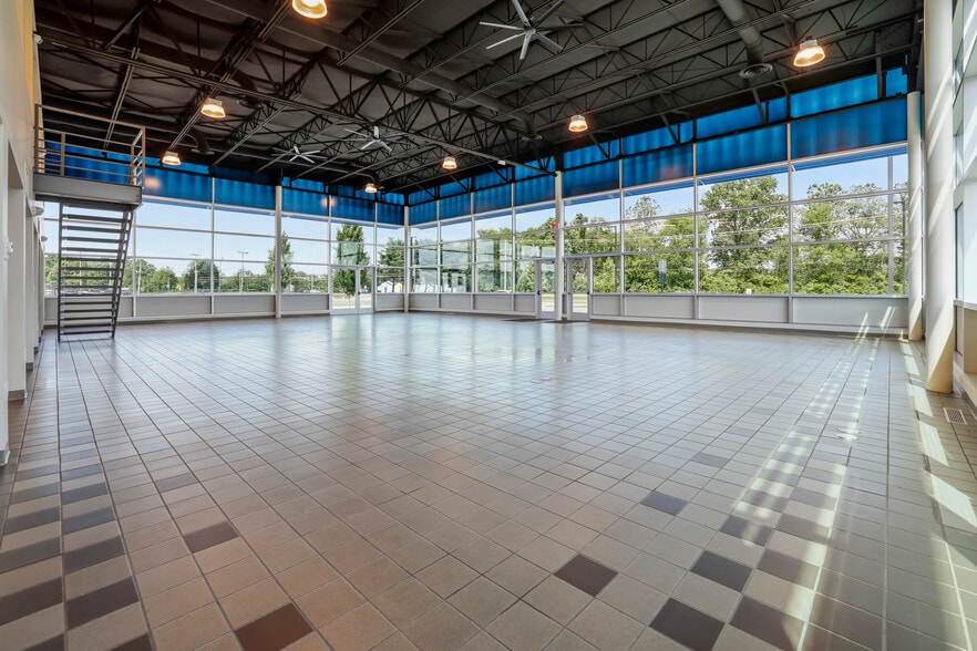More Photos Of 1425 Mount Vernon Rd, Newark Manufacturing For Lease