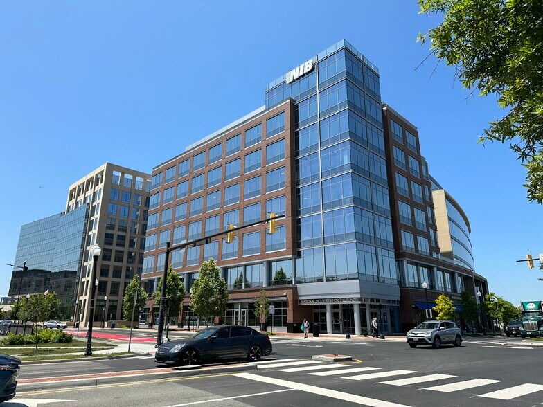More Photos Of 3000 Potomac Ave, Alexandria Office For Lease