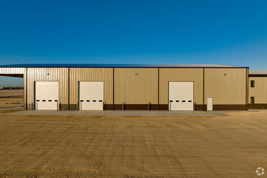 More Photos Of 14521 W I-20, Odessa Warehouse For Lease