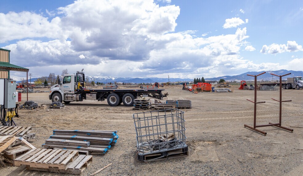 More Photos Of 3860 Helberg Dr, Helena Service For Lease