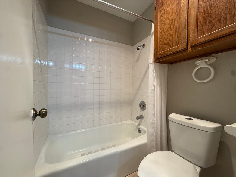 More Photos Of 12307 Deer Falls Dr, Austin Apartments For Sale
