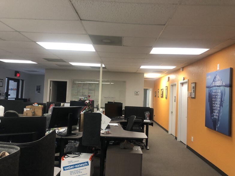 More Photos Of 13555 Automobile Blvd, Clearwater Medical For Lease