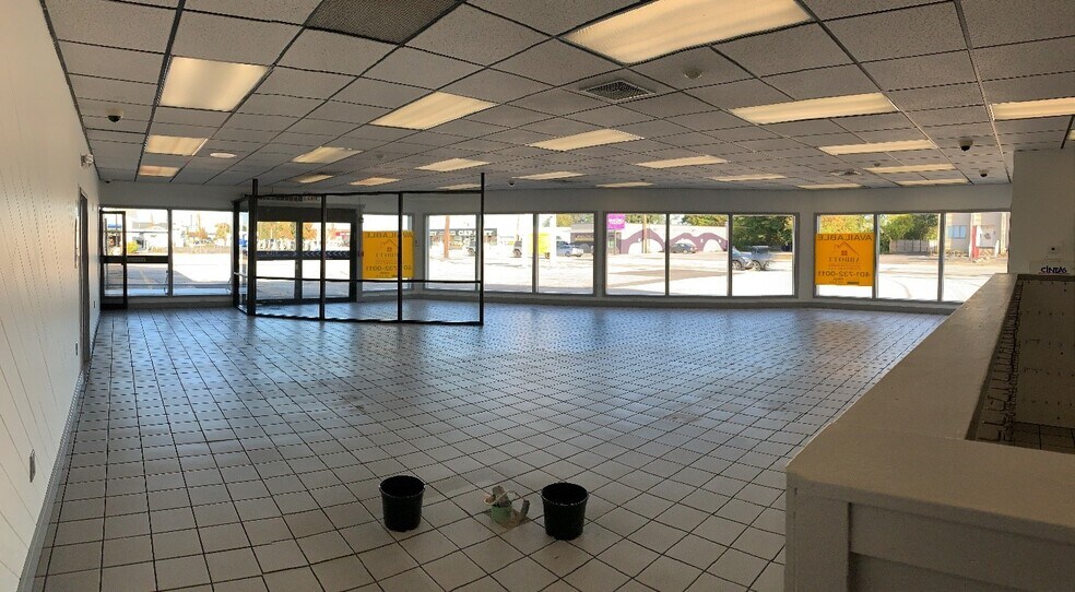 More Photos Of 2329 Post Rd, Warwick Auto Repair For Sale