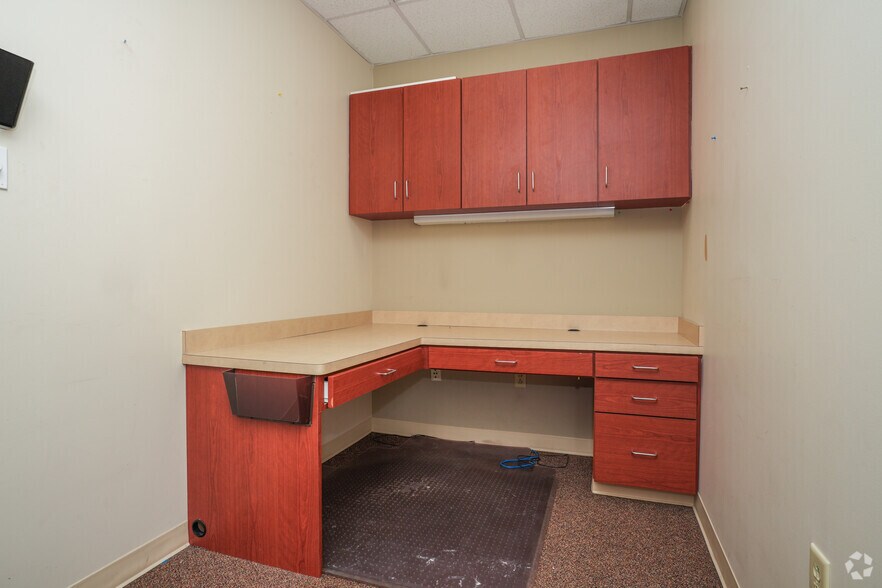 More Photos Of 39 Franklin Rd, Hattiesburg Medical For Lease