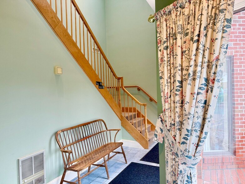 More Photos Of 1624 Sudbury Rd, Concord Office For Lease