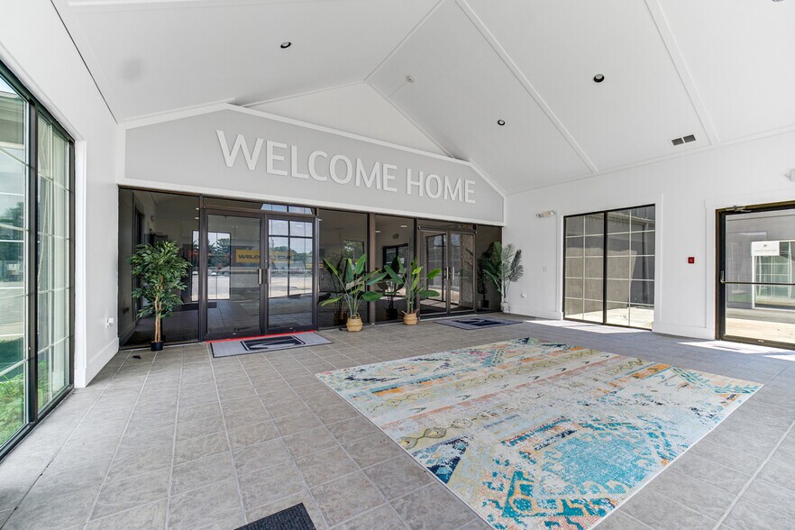 More Photos Of 7525 Taft St, Merrillville Religious Facility For Sale