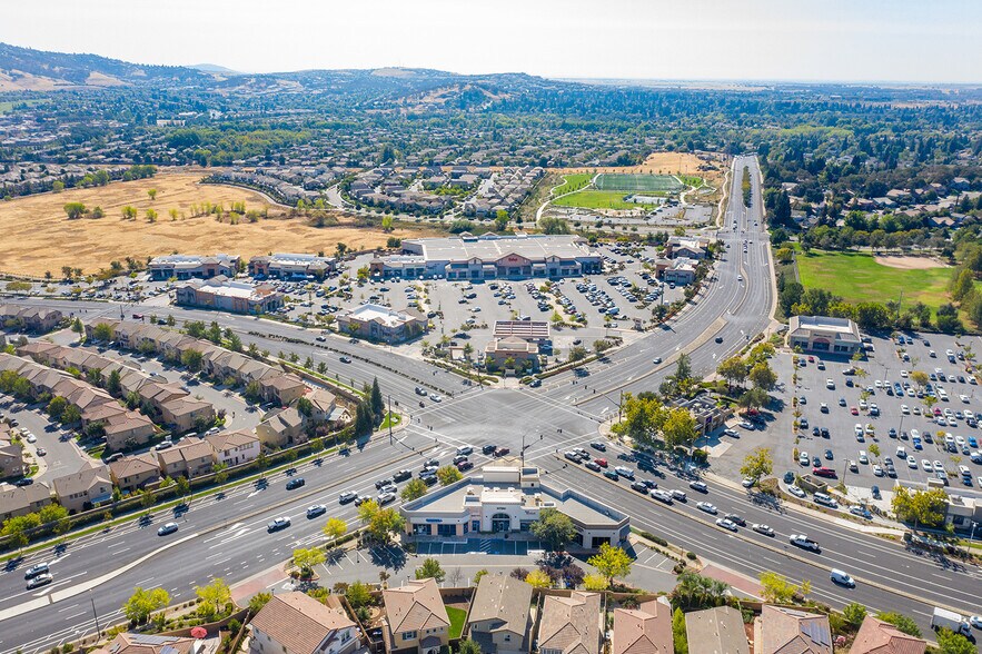 More Photos Of 1360 E Natoma St, Folsom Unknown For Lease