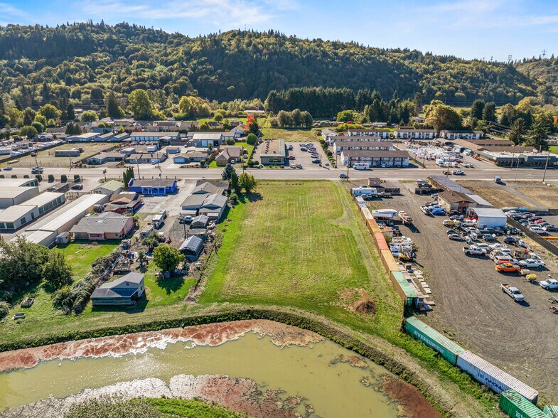 More Photos Of 4504 Ocean Beach Hwy, Longview General Retail For Sale