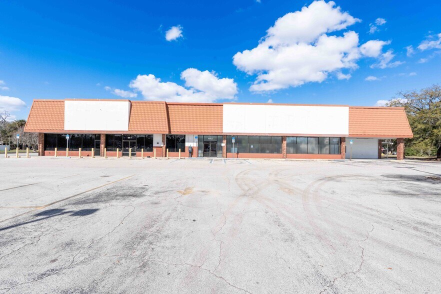 More Photos Of 820 Reid St, Palatka Unknown For Lease