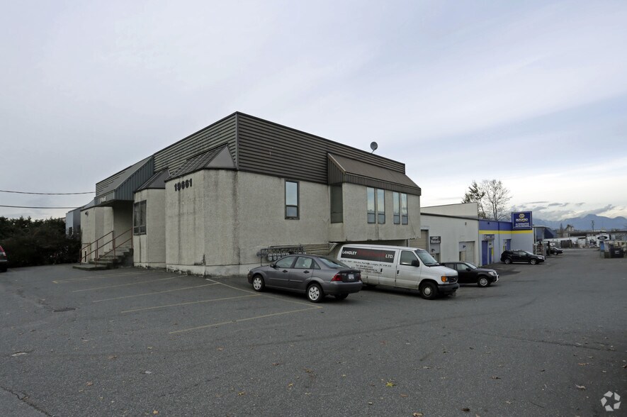 More Photos Of 19661 96 Av, Langley Warehouse For Lease