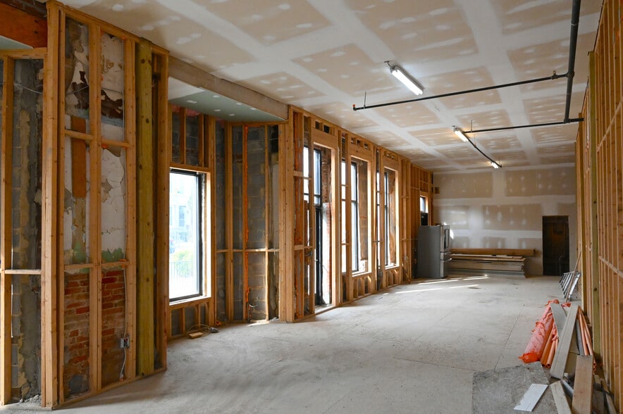 More Photos Of 1501 1st St NW, Washington Storefront Retail Residential For Lease