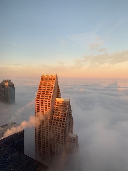 More Photos Of 700 Louisiana St, Houston Office For Lease