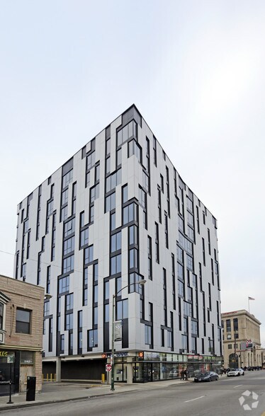 More Photos Of 1611 W Division St, Chicago Apartments For Lease