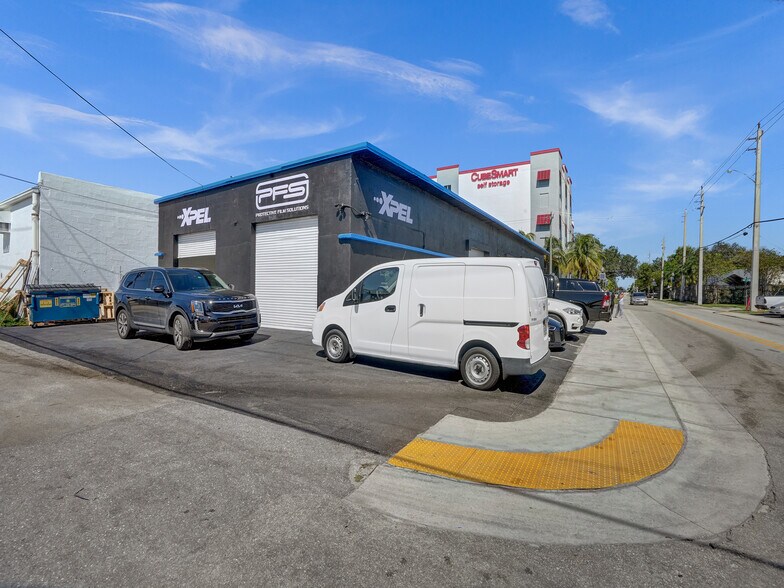 More Photos Of 15-21 NW 9th Ave, Fort Lauderdale Warehouse For Sale