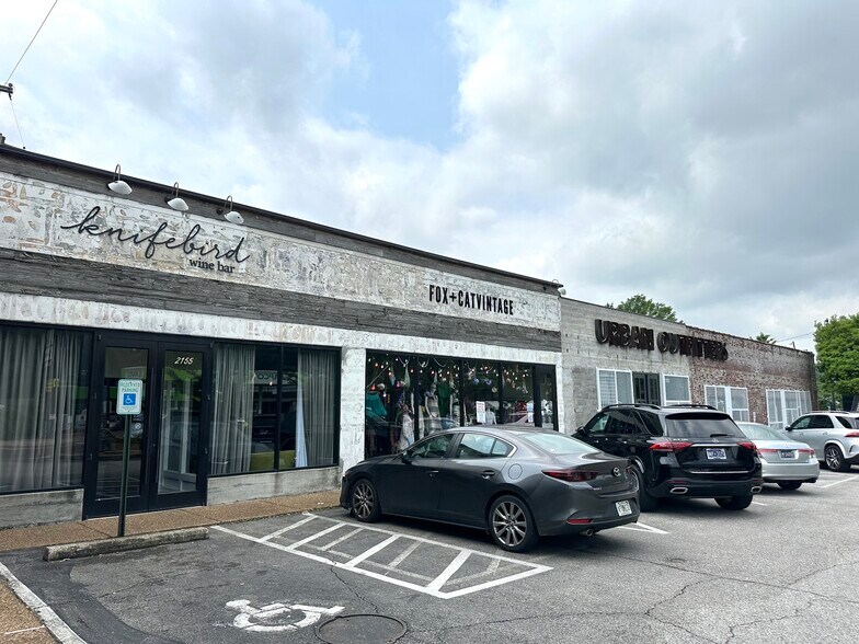 More Photos Of 2151-2159 Central Ave, Memphis Freestanding For Lease