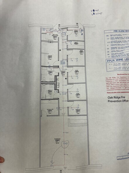 More Photos Of 437 S Illinois Ave, Oak Ridge General Retail For Lease