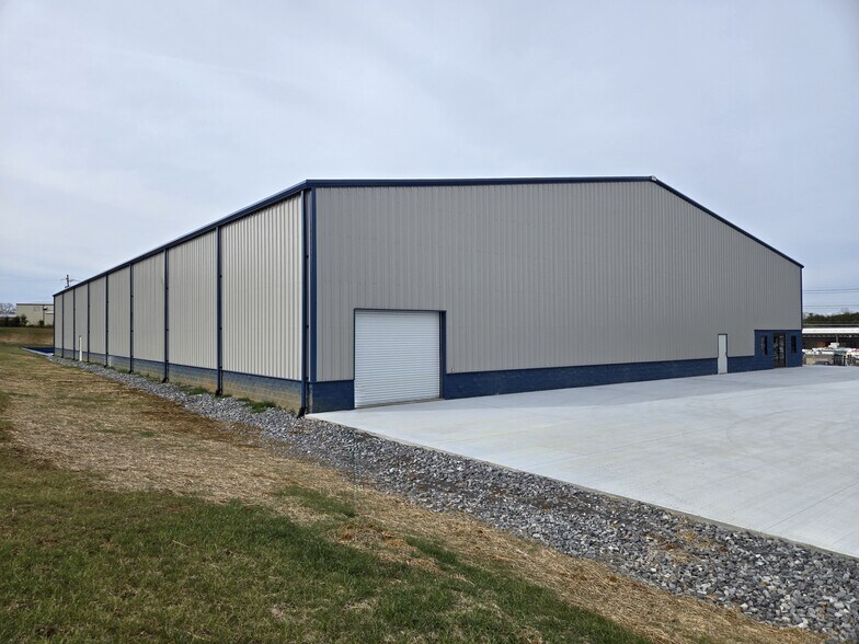 More Photos Of 124 Tellico Port Rd, Vonore Manufacturing For Sale