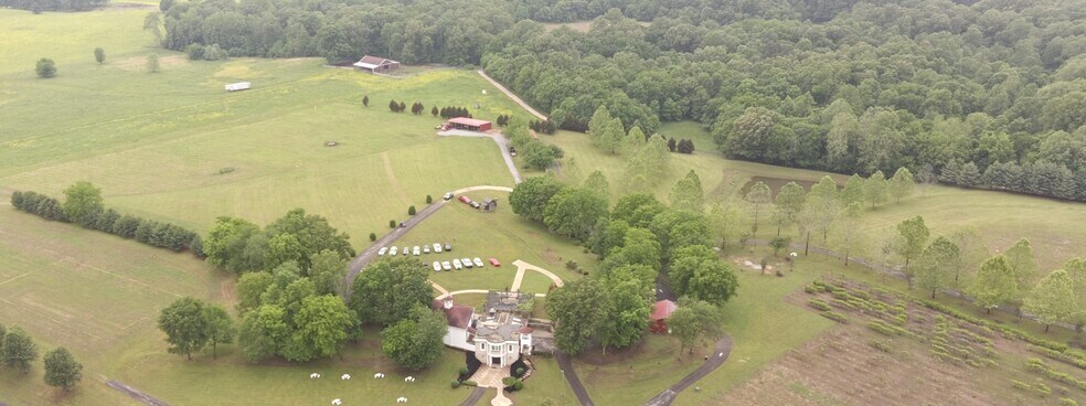 More Photos Of 2982 Harvey Bowden Rd, Paris Winery Vineyard For Sale