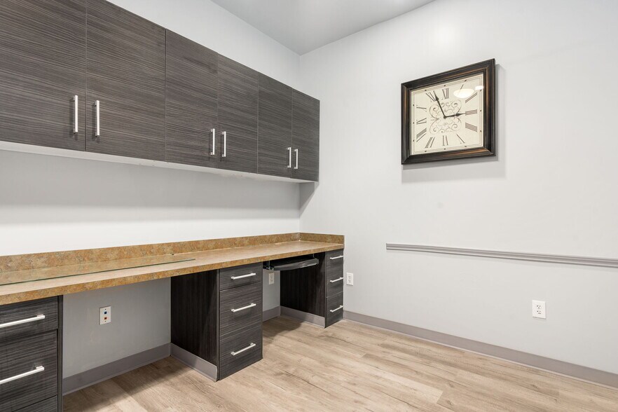 More Photos Of 4833 Medical Center Dr, McKinney Medical For Lease