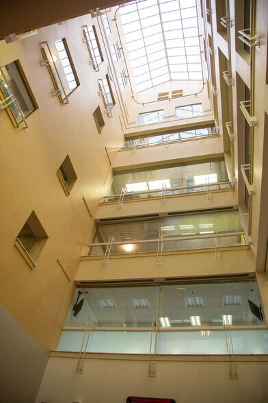 More Photos Of 209 SW Oak St, Portland Office For Lease