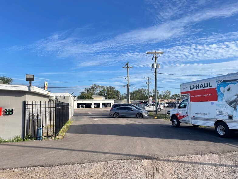More Photos Of 7522 N Armenia Ave, Tampa Freestanding For Sale