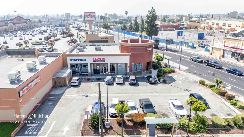 More Photos Of 7200 Atlantic Ave, Cudahy Storefront For Sale