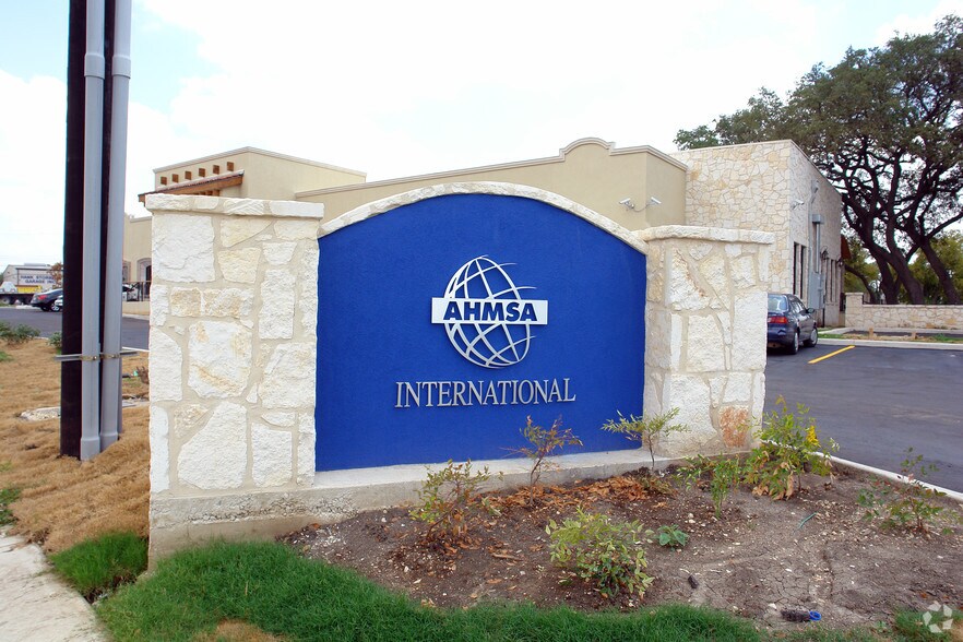 More Photos Of 5150 N Loop 1604, San Antonio Research And Development For Sale