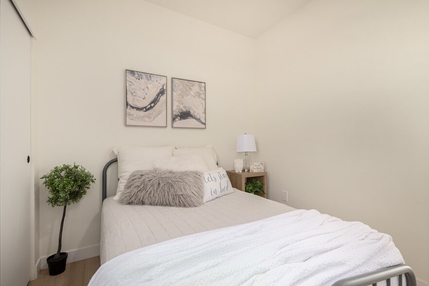 More Photos Of 1728 W Sherman St, Phoenix Apartments For Sale