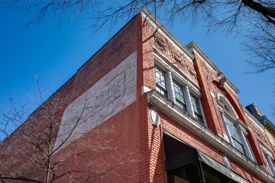 More Photos Of 310 W Broad St, Richmond Storefront For Sale