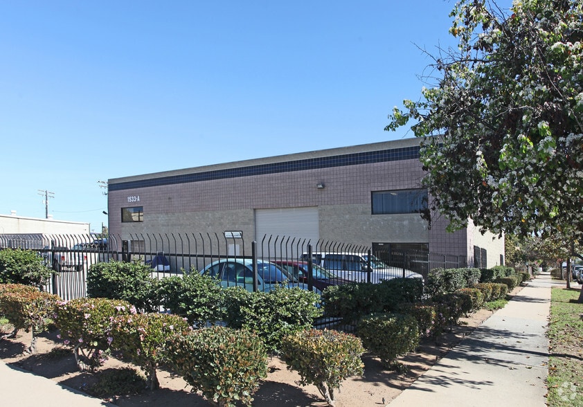 More Photos Of 1533 Wilson Ave, National City Manufacturing For Lease