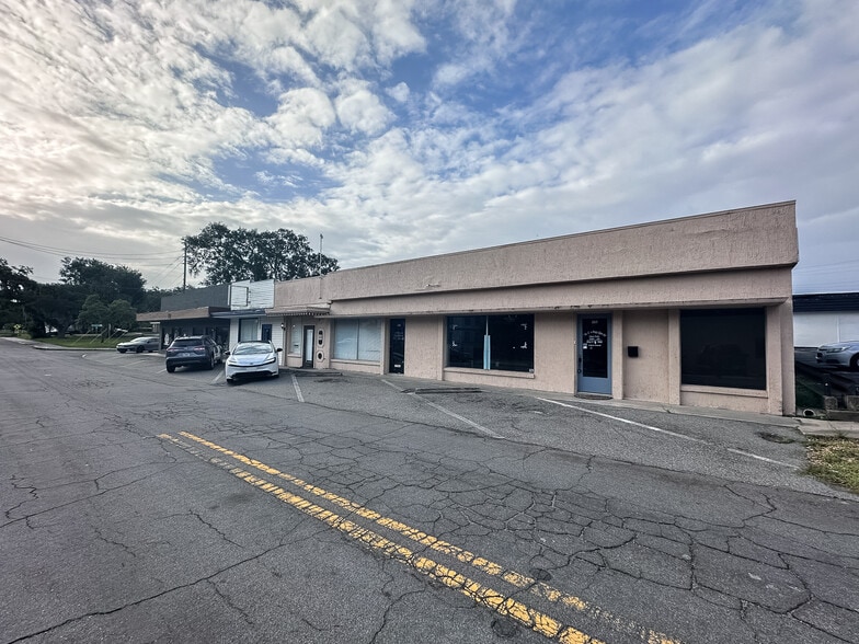 More Photos Of 107-121 Allamanda Dr, Lakeland Unknown For Lease