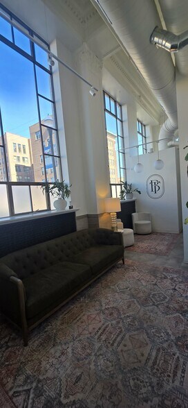 More Photos Of 201 S Broadway Ave, Albert Lea Loft Creative Space For Lease