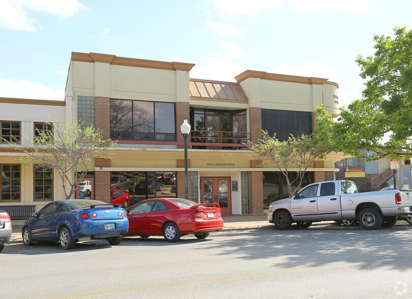 More Photos Of 100 E San Antonio St, San Marcos Office For Lease