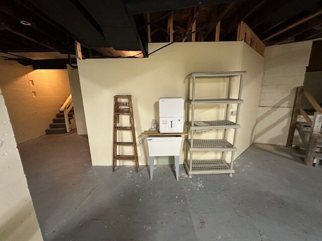 More Photos Of 181 Northwest Hwy, Cary General Retail For Sale