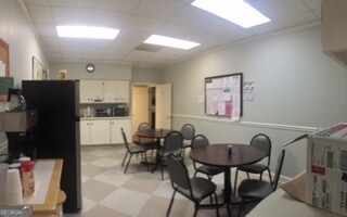 More Photos Of 21 Industrial Blvd, Eastman Office For Sale