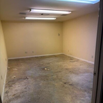 More Photos Of 2130 Hoskins Dr, Houston Office For Lease