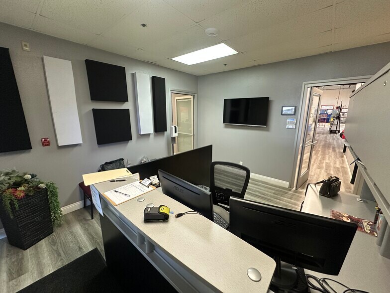 More Photos Of 1481 S Balboa Ave, Ontario Warehouse For Sale