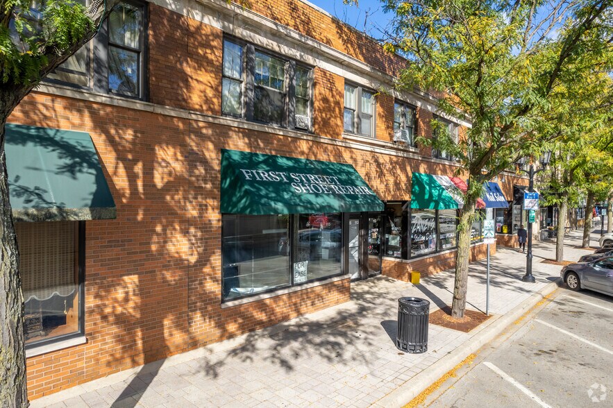 More Photos Of 109-119 W 1st St, Elmhurst Storefront Retail Office For Lease