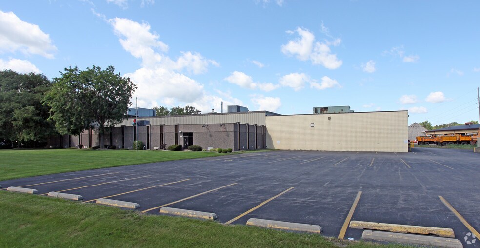 Primary Photo Of 595 Trabold Rd, Rochester Manufacturing For Lease