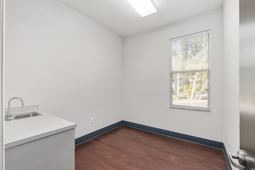 More Photos Of 1014 NW 57th St, Gainesville Medical For Lease