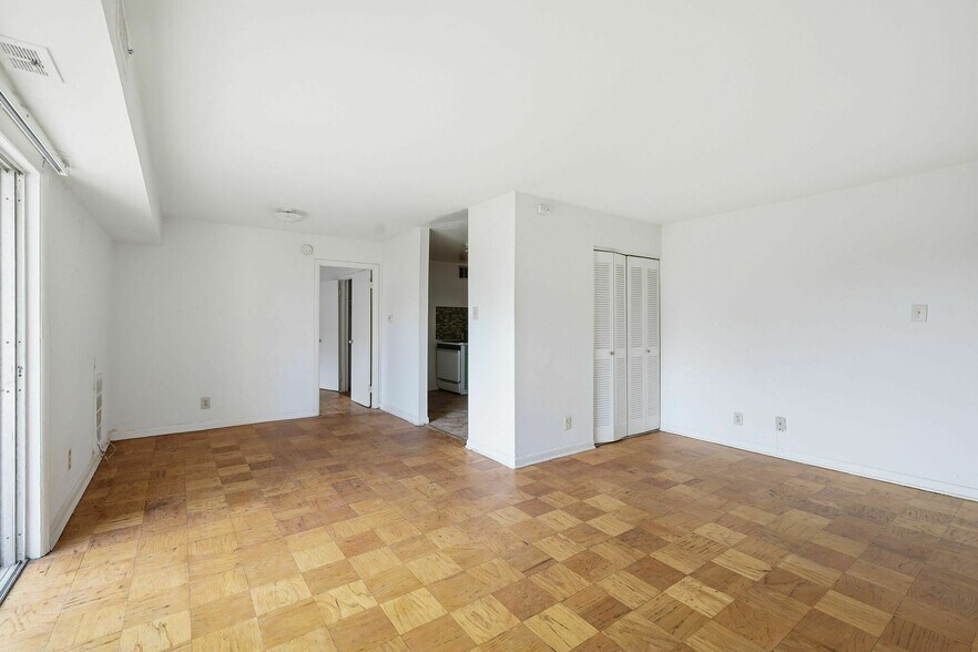 More Photos Of 1303-1309 Congress St SE, Washington Apartments For Sale