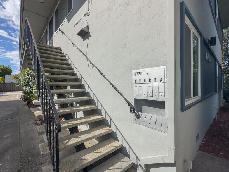 More Photos Of 1720 Hearst Ave, Berkeley Apartments For Sale