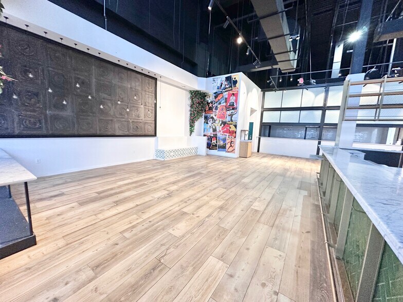 More Photos Of 349 Johnson St, Hollywood Freestanding For Lease