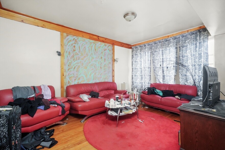 More Photos Of 4300-4310 W 16th St, Chicago Apartments For Sale