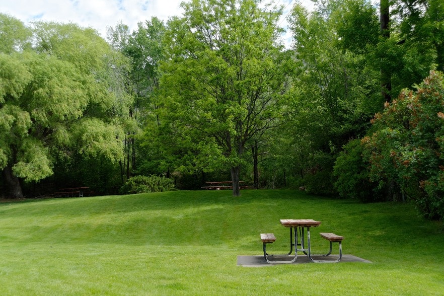 More Photos Of 51637 Highway 6, Glenwood Springs Hotel For Sale